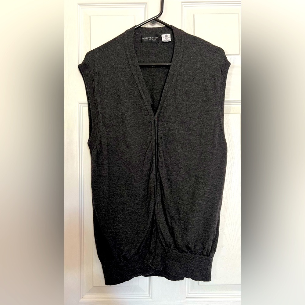 Saks Fifth Avenue Gray 100% Virgin Wool Vest Made in Italy Men’s Sz XL